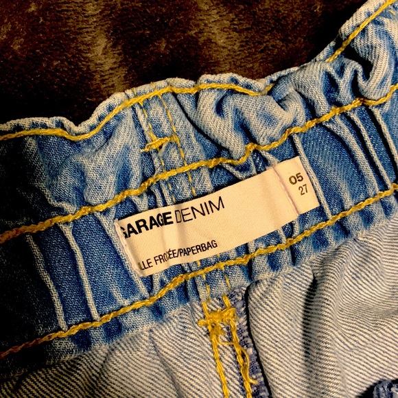 “Garage” paper bag waist denim shorts, size 5, great condition. - Picture 3 of 3